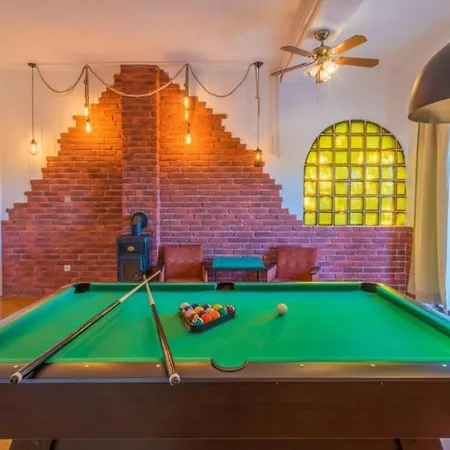 Villa Queen By Guide *