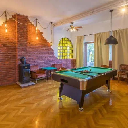 Villa Queen By Guide *